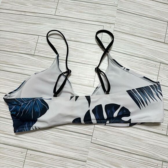 3 PIECE SWIMSUIT BUNDLE PLUS SIZE‎ 2XL LOT BUNDLE - Picture 4 of 6